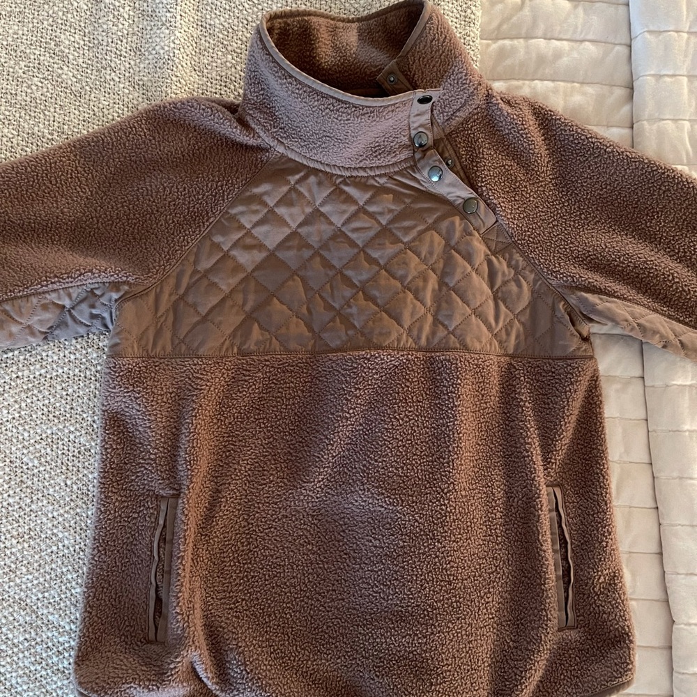 Abercrombie Brown Quilted Snap Up Fleece